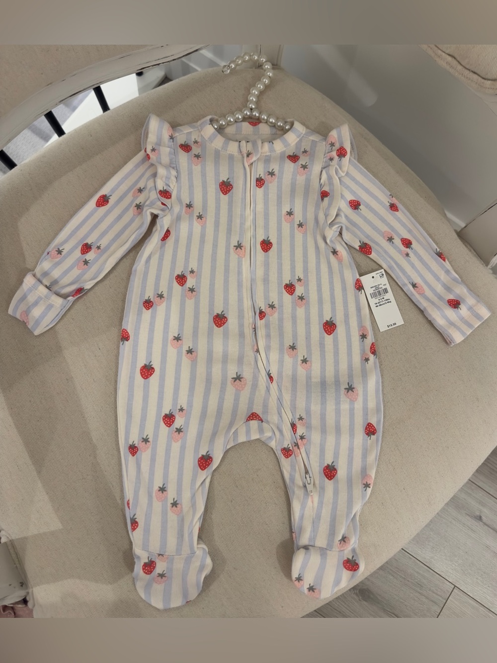 🍓 0~3 Mth 100% Cotton Striped Strawberry Print Ruffled Baby Footie NWT